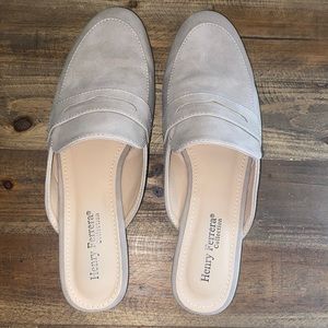 Womens Flats-Size 8